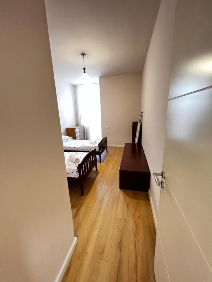 City Centre Apartments Tirana Esterno foto