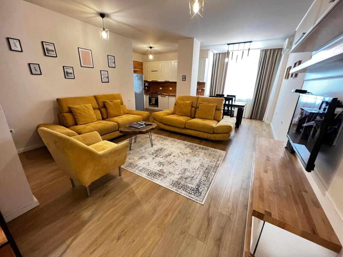 City Centre Apartments Tirana Esterno foto