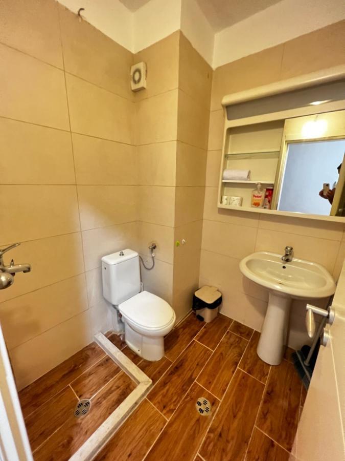 City Centre Apartments Tirana Esterno foto